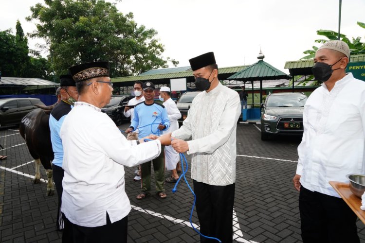 Kodam Udayana Jadikan Hikmah Idul Adha 1443 H Momentum Menumbuhkan Kepedulian Sosial