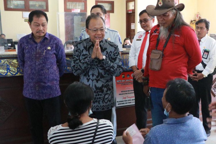 Berkat Penghapusan SAB dan Denda PKB oleh Gubernur Koster, Jumlah Tunggakan PKB di Tabanan Turun Menjadi 380 Ribu Unit