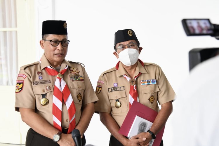 Presiden Jokowi Terima Kunjungan Kwarnas Gerakan Pramuka Read more: https://setkab.go.id/presiden&jokowi&terima&kunjungan&kwarnas&gerakan&pramuka/