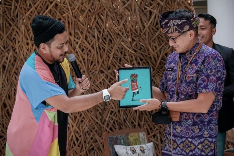 KEMENTERIAN PARIWISATA DAN EKONOMI KREATIF/BADAN PARIWISATA DAN EKONOMI KREATIF Menparekraf: PP Nomor 24 Tahun 2022 Jadi Game Changer Bagi Pelaku Ekraf Digital di Bali