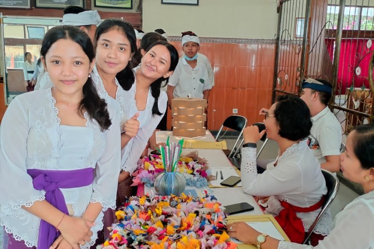 Hari Pendidikan Nasional, SMA Negeri 3 Denpasar Perkuat Semangat Merdeka Belajar*