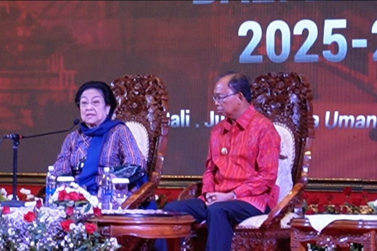 Megawati Percayakan Koster Buat Roadmap Masa Depan Bali