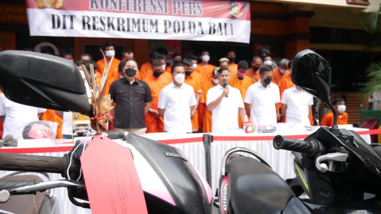 Ditreskrimum Polda Bali Ungkap 54 Kasus Pencurian Dengan 66 Tersangka 