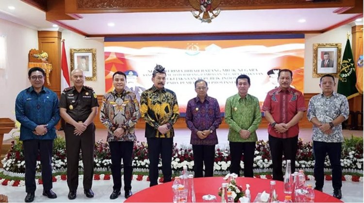 Jaksa Agung Sererahkan 43 Bidang Aset Tanah untuk Pembangunan Pusat Kawasan Kebudayaan Bali