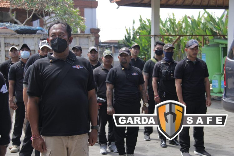 'Mossing' Aman, Garda Safe Kawal Konser GrAnaT Fakultas Teknik Unud