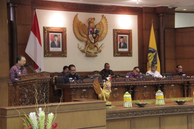 DPRD Bali Setujui Raperda APBD Semesta Berencana 2023