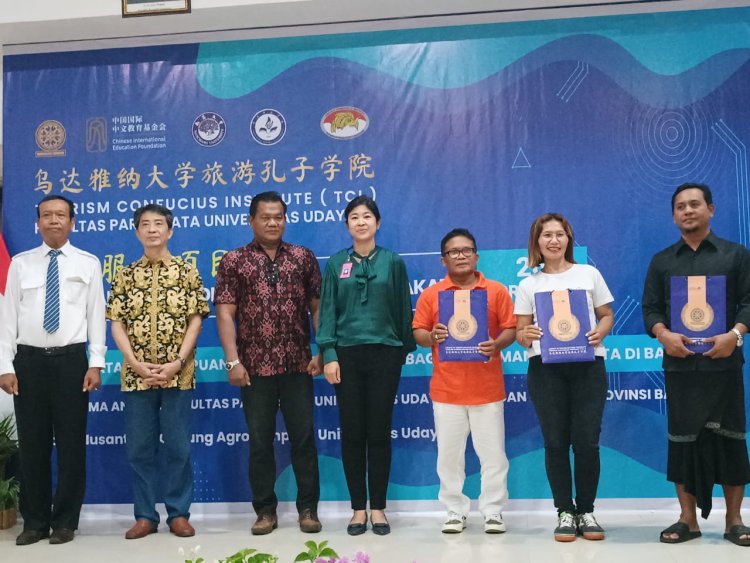 HPI Bali dan TCI lakukan Kerjasama Fakultas Pariwisata Unud Tingkatkan Kemampuan Bahasa Mandarin Pramuwisata Bali