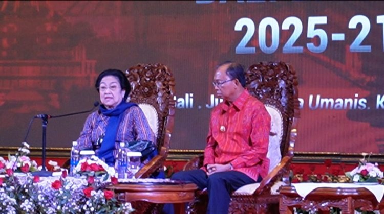 Megawati Percayakan Koster Buat Roadmap Masa Depan Bali