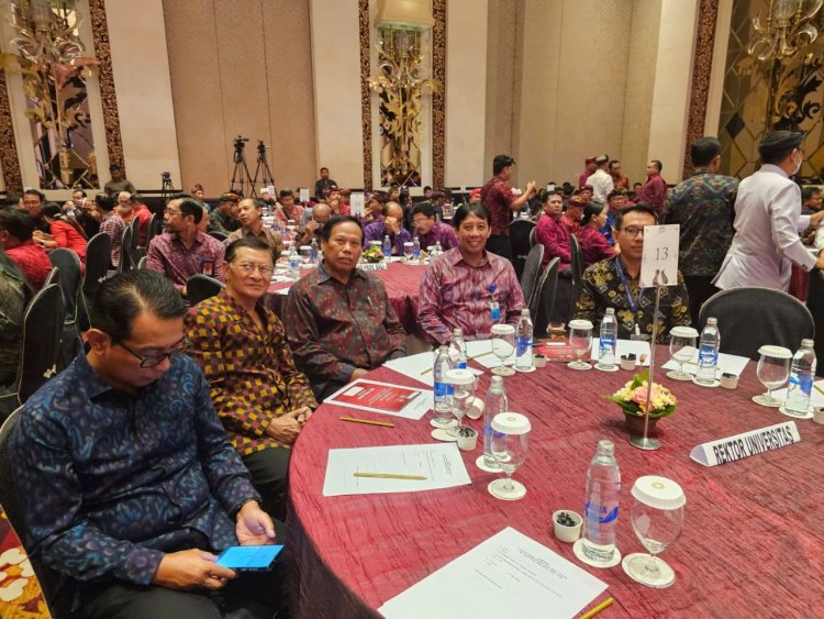 Rektor Unud Hadiri Seminar Haluan Pembangunan Bali Masa Depan "100 Tahun Bali Era Baru"
