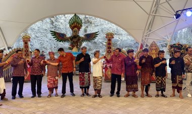 Koster Diapresiasi Lindungi Arak Bali Sebagai Warisan Budaya