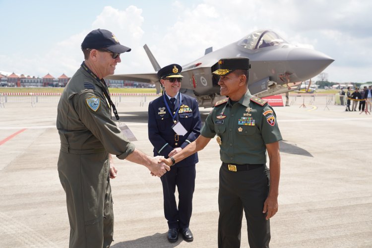 Pangdam Zamroni Hadiri Open Ceremony Bali Internasional Air Show 2024