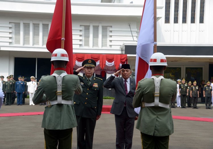 Menhan Terima Kunjungan Kehormatan Kepala Staf Gabungan Komisi Militer Pusat Republik Rakyat Tiongkok