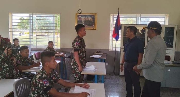 Athan RI Phnom Penh Buka Kelas Bahasa Indonesia di Satuan Militer Kamboja