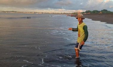 Kakek 73 Tahun Tewas Terseret Arus Saat Menjala Ikan di Pantai Biaung