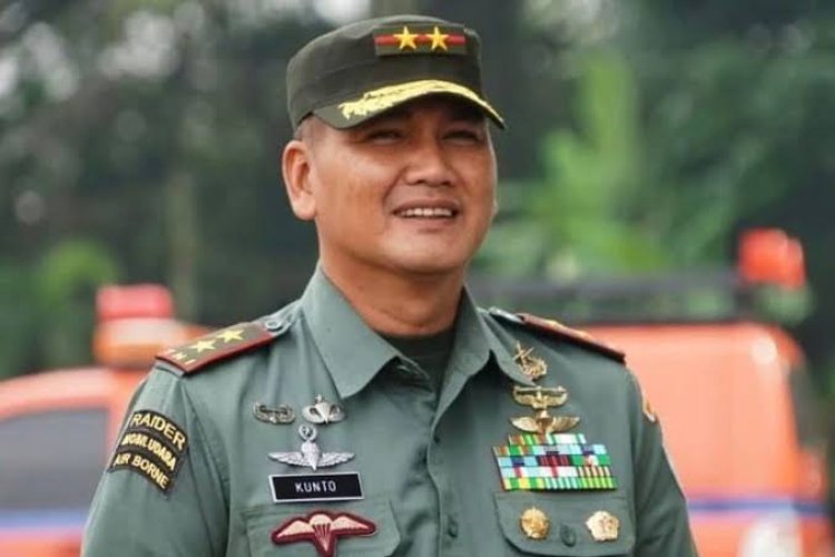 Mutasi Panas di Tubuh TNI, Anak Jenderal Tua, Politik dan Intrik Istana