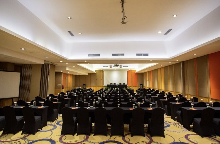 Host Productive Business Meetings in Bali at HARRIS Hotel & Residences Riverview Kuta