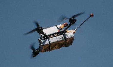 Serangan Drone Jarak Jauh Ukraina Hancurkan Lebih dari 40 Pengebom Rusia