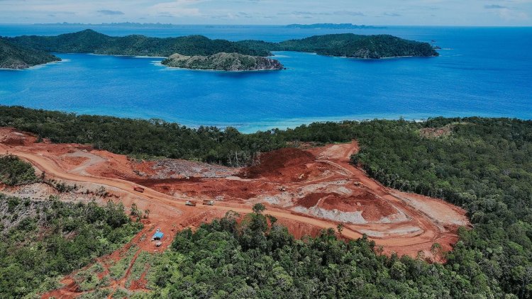 Raja Ampat Dilecehkan! Surga Terakhir Dunia Dikorbankan Demi Rakusnya Tambang Nikel