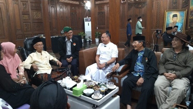 Ziarah Spiritual di Titik Awal Sang Proklamator, Resi Agung Tegaskan Ploso Jombang sebagai Tempat Lahir Soekarno