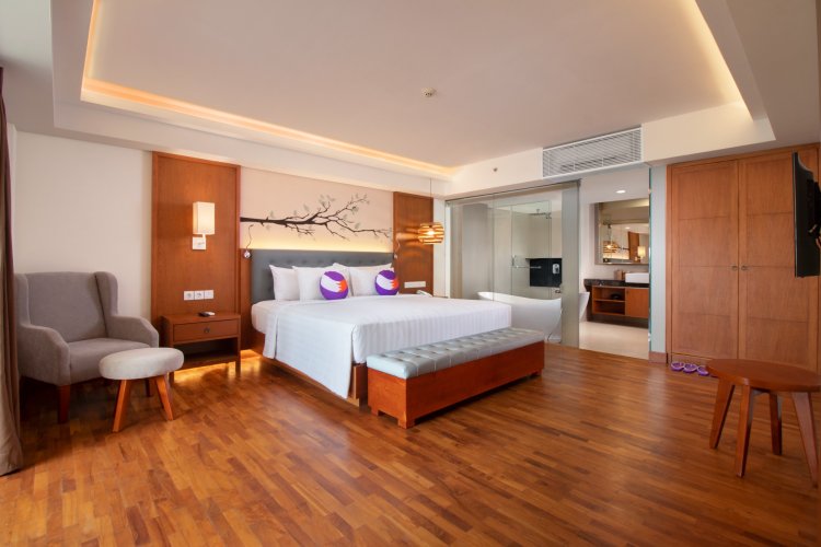 A Seamless Blend of Modern Comfort and Balinese Charm at FOX Hotel Jimbaran Beach Bali