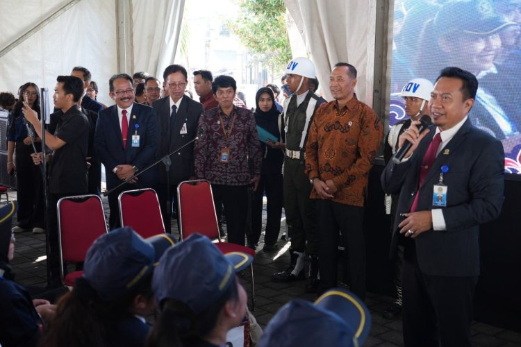 6.500 Mahasiswa Baru Sambut PKKMB Prabhu Udayana 2025, Rektor Tegaskan Tanpa Perundungan