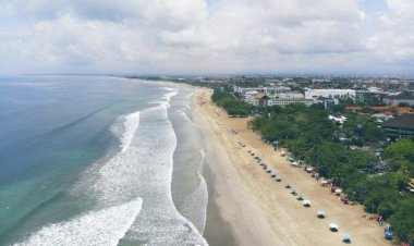 BELUM OPTIMAL! Pungutan Wisatawan Asing Bali Tersendat, Ribuan Hotel Masih “Diam”