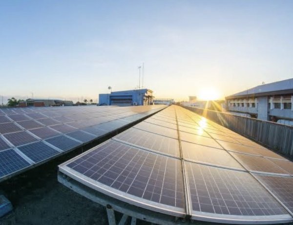 Koster Targetkan Bali Bebas Pembangkit Fosil 2045, PLTS Jadi Tulang Punggung Energi Bersih