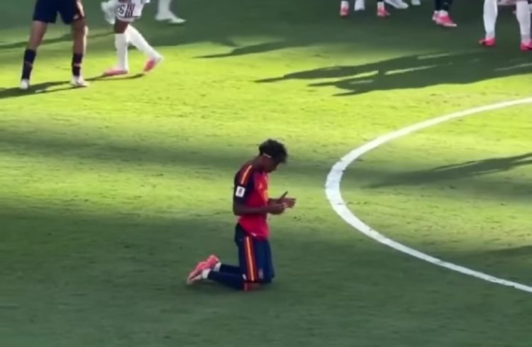 Bukan Selebrasi Gila, Tapi Doa Khusyuk: Gestur Lamine Yamal yang Mengajarkan Arti Kemenangan Sejati"