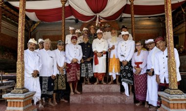 Hasto Terima Padma Dharma Sandhi, Dialog arah pembangunan Bali Wajib Tri Hita Karana 