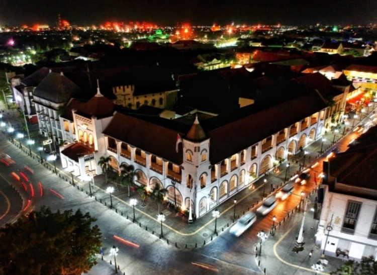 Kota Lama Semarang Setelah Gelap, Pesona Heritage Bernuansa Eropa yang Tak Pernah Padam