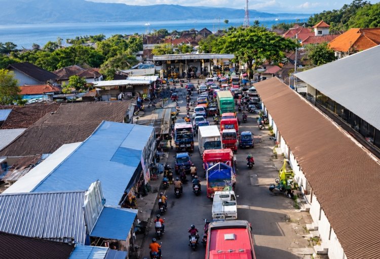 Antrean Gilimanuk Mengular, Akses Menuju Ketapang Tersendat Total